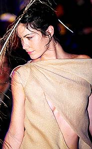 2012時裝界迎來清新亞麻風(fēng)