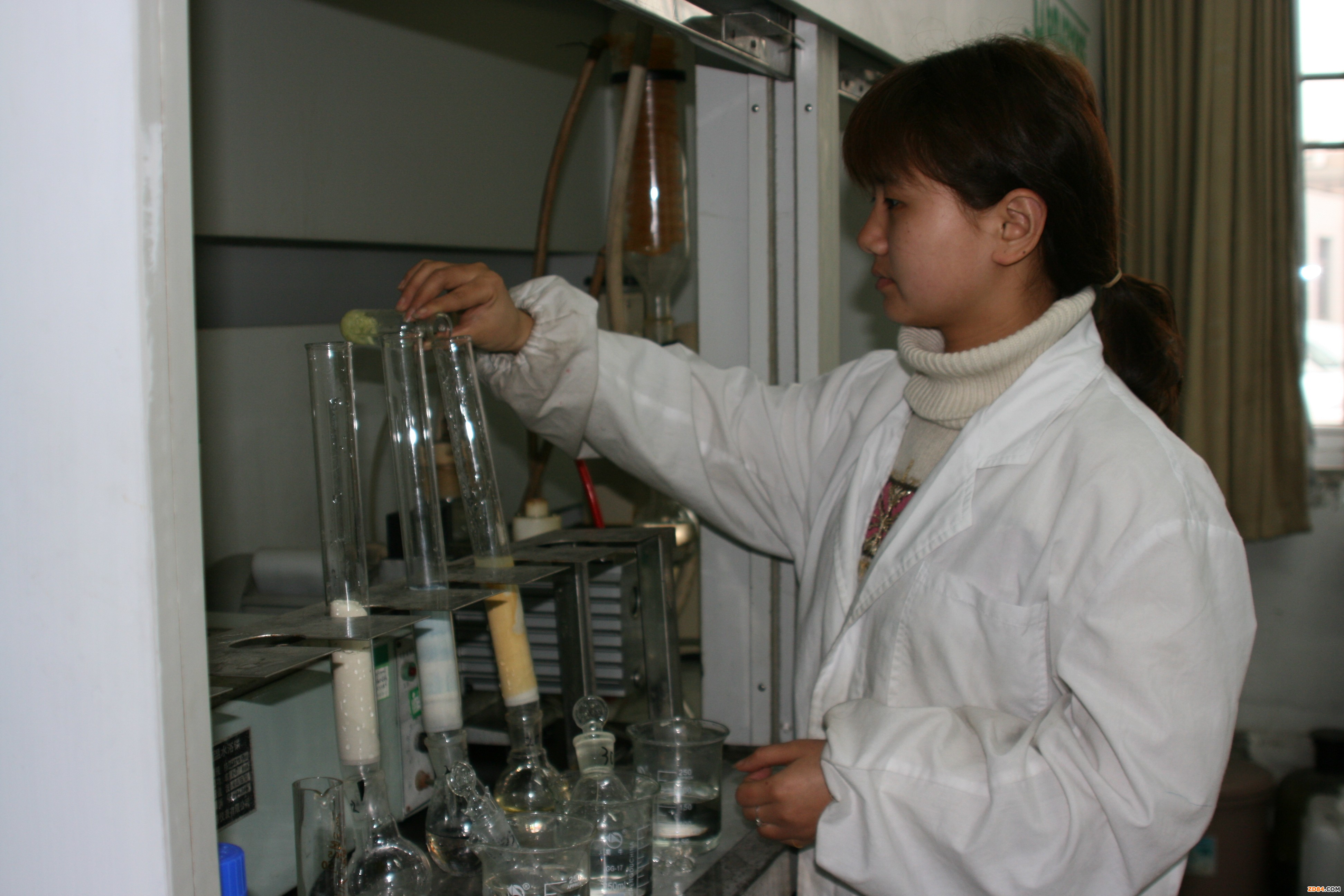 �㽭�O(ji��n)�y�C��(g��u)�z��n���M(j��n)�ڷ��b�ϸ��ʃH50��