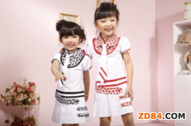 掘金“兒童經(jīng)濟(jì)” 本土品牌難敵“洋貨”