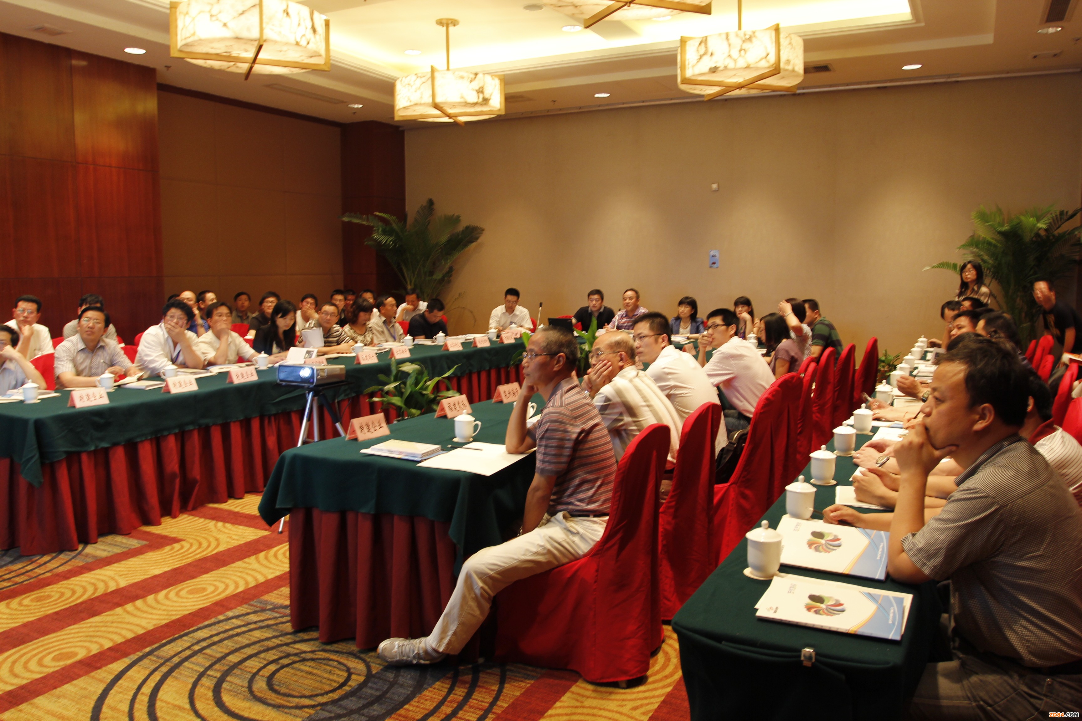 原液著色紡織技術發(fā)布與推廣專題論壇在滬舉行