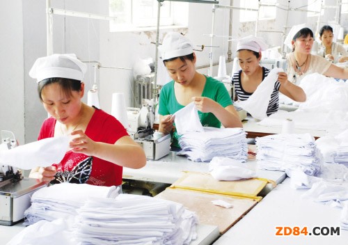 中國(guó)服裝的“黃金十年”