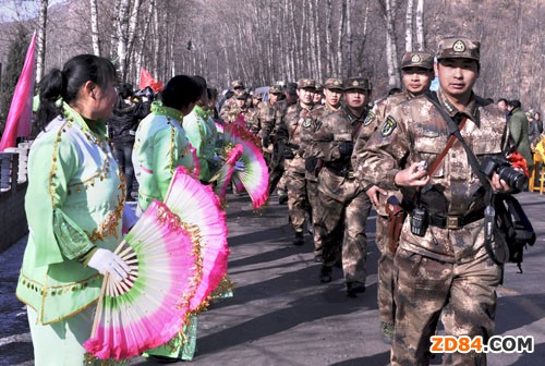 “八一”前夕寧夏紡企掀起擁軍熱潮