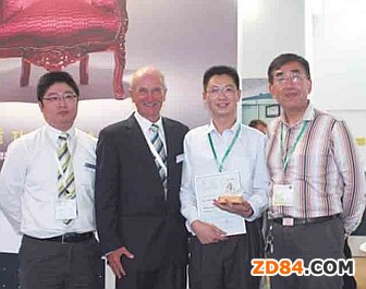 瑞士立達(dá)紡織機(jī)械公司上半年利潤下降