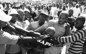 南非規(guī)定公共部門(mén)紡織品采購(gòu)100%本地化