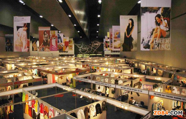 ������ɼ���������b����I(y��)������13�|��Ԫ