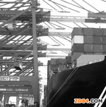 服裝出口下降 外貿(mào)形勢(shì)嚴(yán)峻