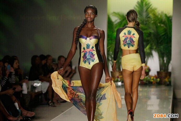 揭秘經(jīng)濟衰退期 泳裝卻大賣的秘密