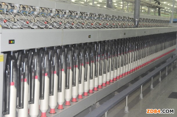 恒晟紡織的紡紗車間