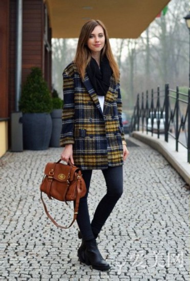 �������׏�(f��)�Ŵ� ��ˇӢ����