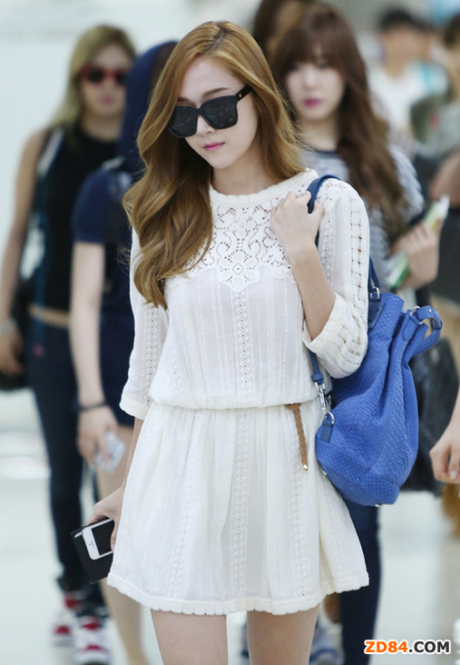 褲裝輕盈上街 少女時代早秋演繹帥氣新法則