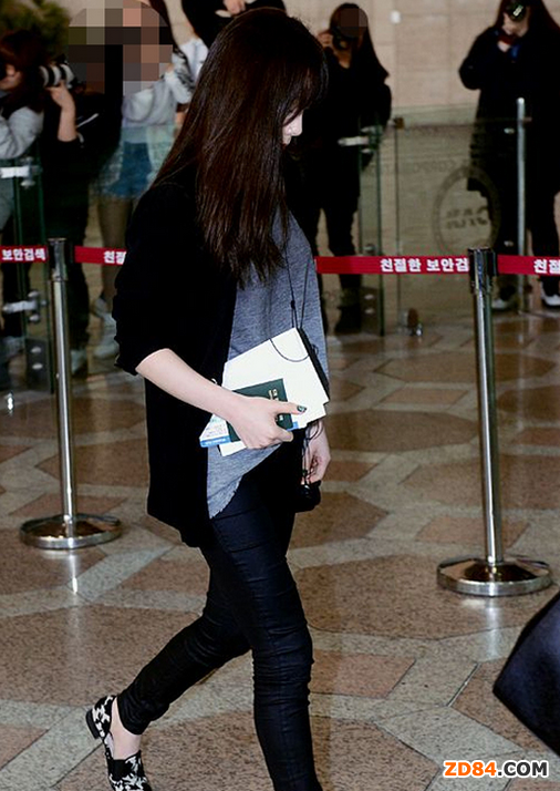 褲裝輕盈上街 少女時代早秋演繹帥氣新法則