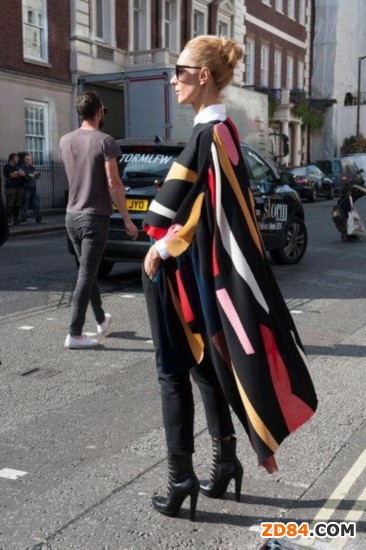 ���������͆�һ���L(f��ng)���Ͷ���ͬ��������|(zh��)�������O(sh��)Ӌ(j��)�`�Ҏ(gu��)�t�������(l��i)�����ӑ�_(d��)�˂��g�ġ��@�������������M(j��n)�еĂ��ؕr(sh��)�b�����(ch��ng)�����@λ����һ���ڰ׽�(j��ng)��Look�Î׺ΈD����ǰ�̺��L(zh��ng)�����p�ɳɞ�������c(di��n)��С�L(f��ng)һ���ǽ�һ��(g��)Ӣ���Sˬ��