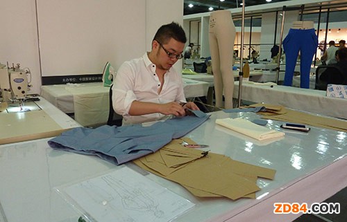 &ldquo;��������&rdquo;�Ї�ѝ�b�O(sh��)Ӌ(��Ӣ)��ِ�Qِ