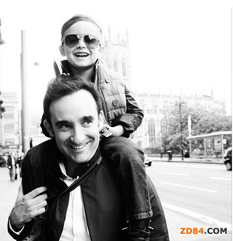 �����W߅վ���(qi��ng)�r(sh��)���к�������ī��С���� Alonso Mateo