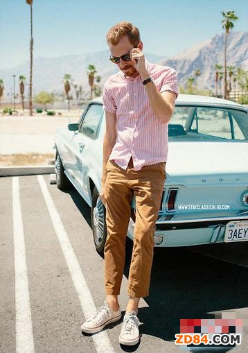 時(shí)尚潮男怎么搭配衣服 創(chuàng)意細(xì)節(jié)配飾是關(guān)鍵