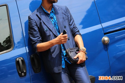 男裝周外也吸睛 學(xué)習(xí)時(shí)尚達(dá)人的穿搭秘籍