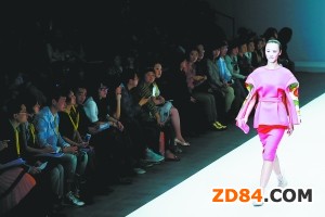 中國國際時裝周探路商業(yè)化 邀買手機構對接設計師