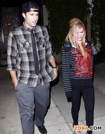 ���Ӵ��ſ��_����ޱ�������eζ��