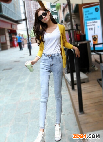 �\ɫ���eţ��ѝ �p����Ȼ�����m