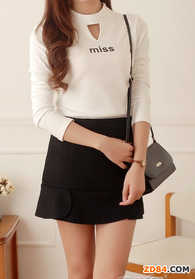 巧妙的打底衫搭配 室內(nèi)成功了一半