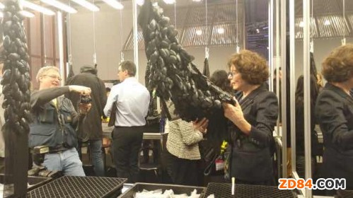 ���m�˸��Ҽ�չ�h(hu��n)����(chu��ng)��������