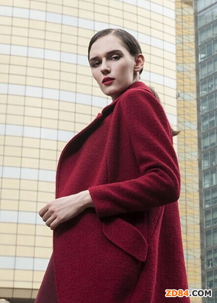 �^(gu��)�괩ʲô�ɫ���·� �tɫ�������