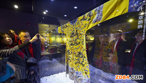 杭州首屆絲綢文化藝術(shù)節(jié)開幕