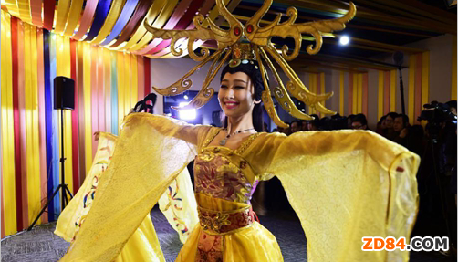 杭州首屆絲綢文化藝術(shù)節(jié)開幕