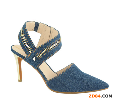 ţ����PVC���q�� 3�����ϕr����Ь�󱬰l(f��)